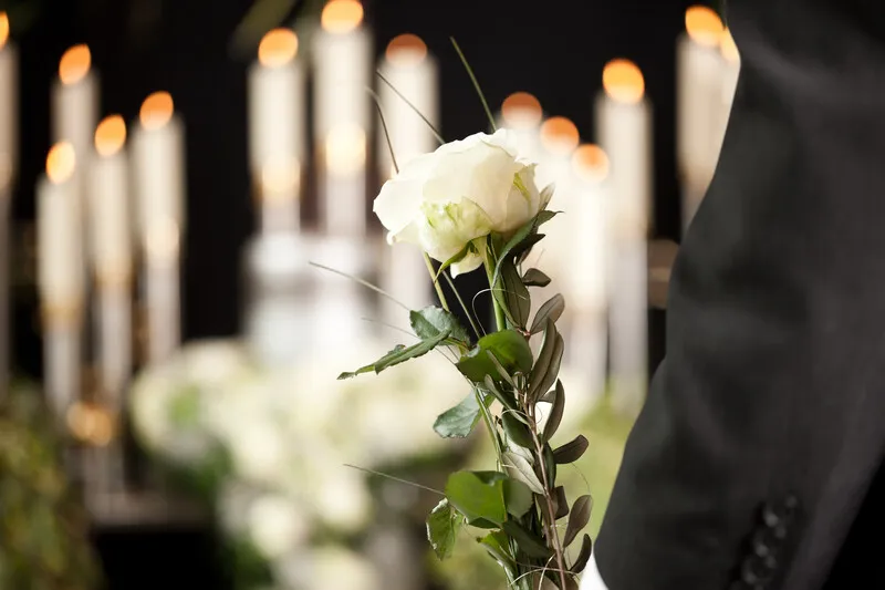 flowers-and-candles